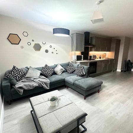 Hanley, Stoke - Modern Spacious Apartments By Polkastays Esterno foto