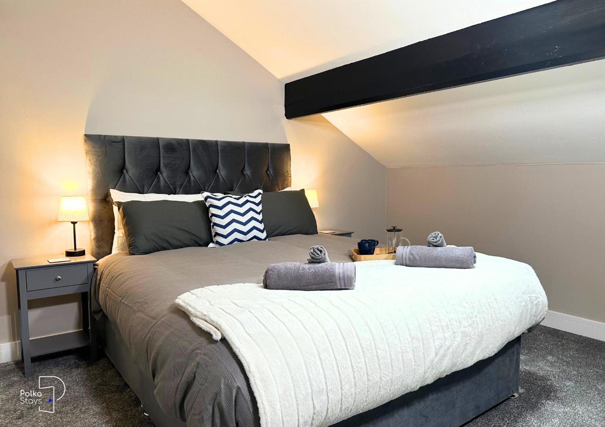 Hanley, Stoke - Modern Spacious Apartments By Polkastays Esterno foto