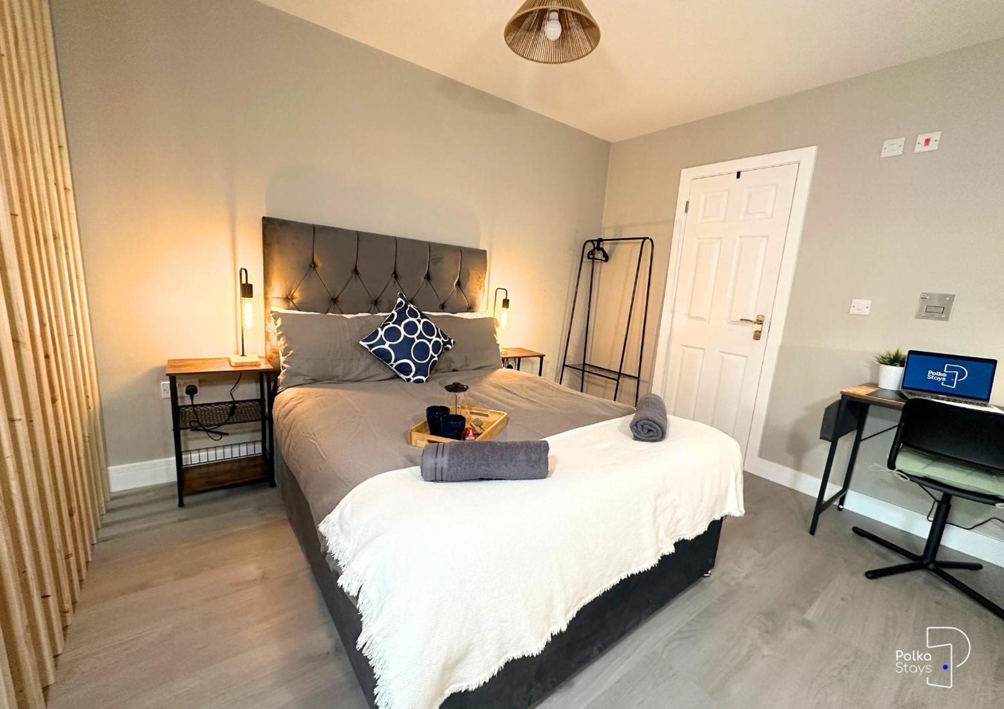 Hanley, Stoke - Modern Spacious Apartments By Polkastays Esterno foto