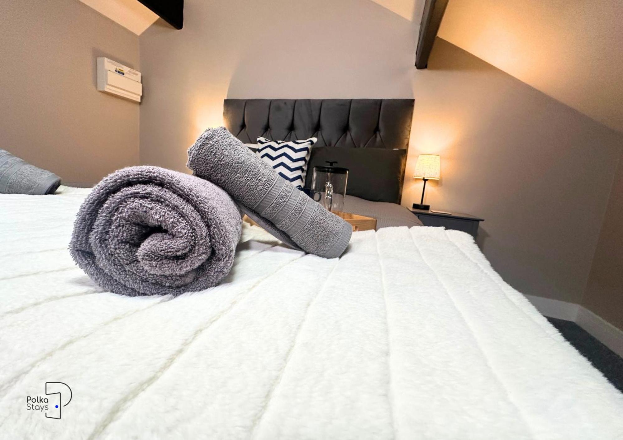 Hanley, Stoke - Modern Spacious Apartments By Polkastays Esterno foto